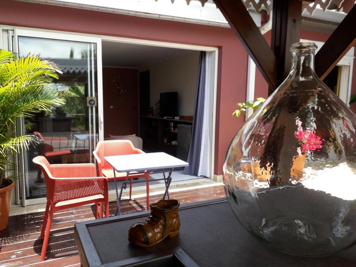 Chez Sonia Et Franck Bed and Breakfast Étang-Salé les Bains Exteriör bild